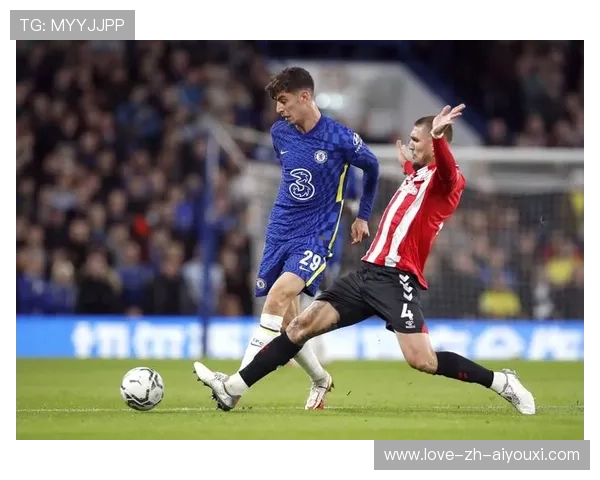 切尔西哈弗茨禁区内回敲前锋补射成功——解码现代足球的默契与情感